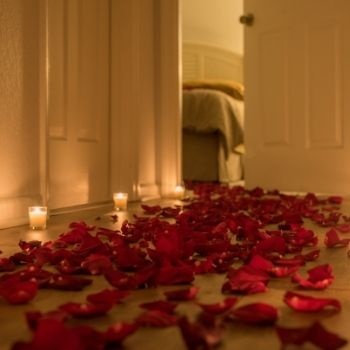 decoration-interieure-petales-roses-350x350