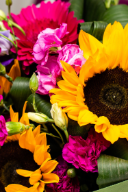 bouquet-tournesols-fleurs-roses