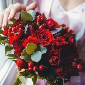 bouquet-fleurs-monochrome-rouge-350x350 bouquet-fleurs-monochrome-rouge-350x350