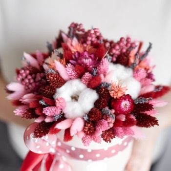 Bouquet de fleur séchées dans les tons pastels